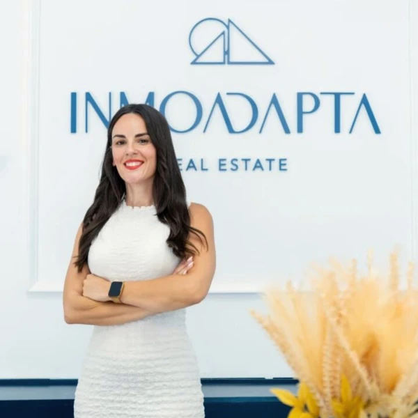 Desirée Nadal Agente inmobiliario para alquiler vacacional en la Costa Blanca4